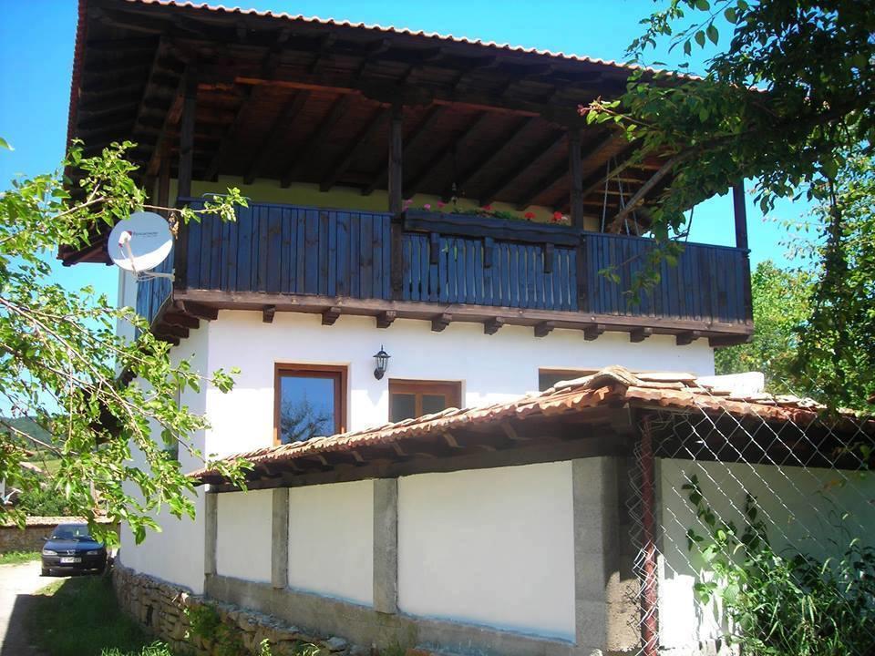 Guest House Yana Tŭrkasheni Extérieur photo