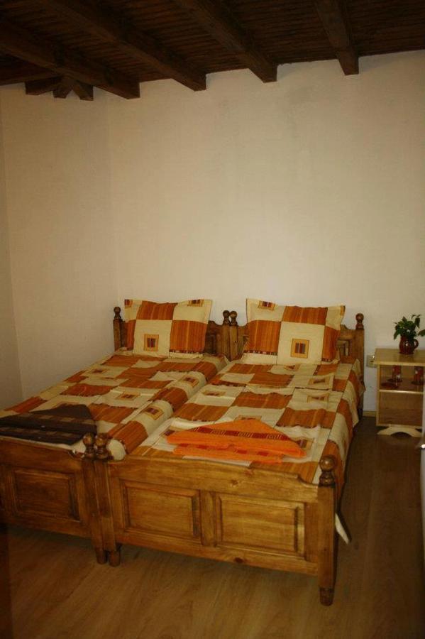 Guest House Yana Tŭrkasheni Extérieur photo
