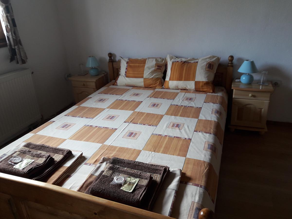 Guest House Yana Tŭrkasheni Extérieur photo
